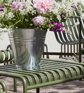 Outdoor coffee tables