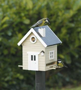 Garden accessories