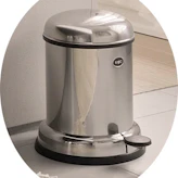 Wastepaper baskets & pedal bins