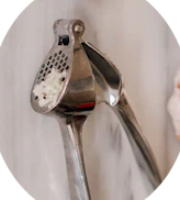Garlic presses & Potato ricers